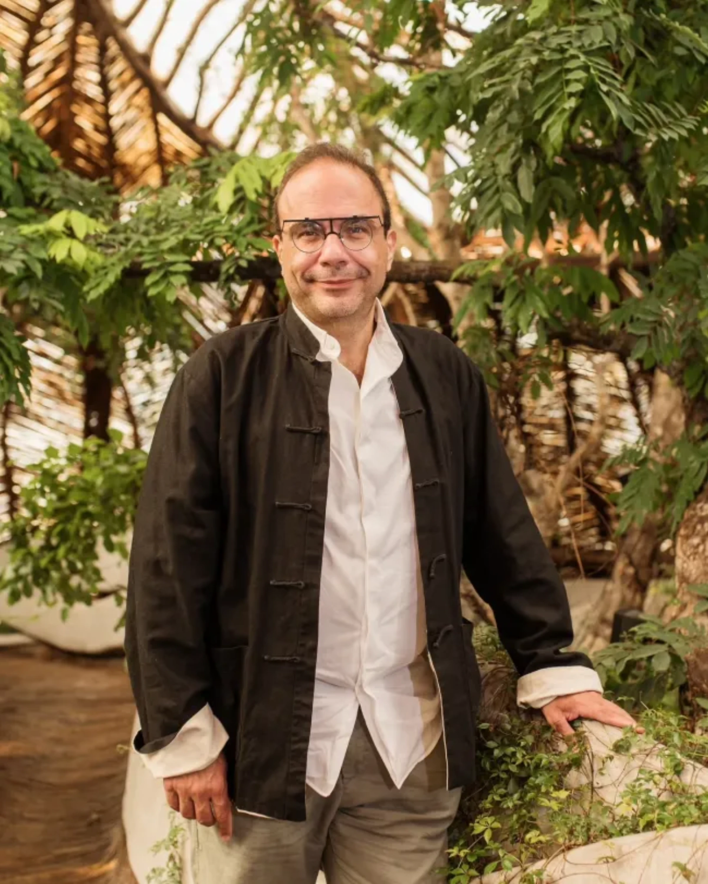 Portrait of curator Marcello Dantas.
